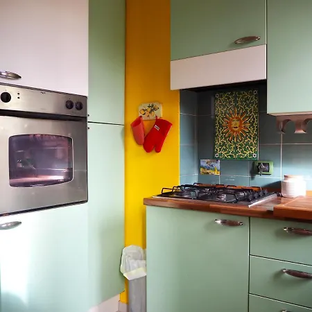 Dame 4 Apartment Bologna