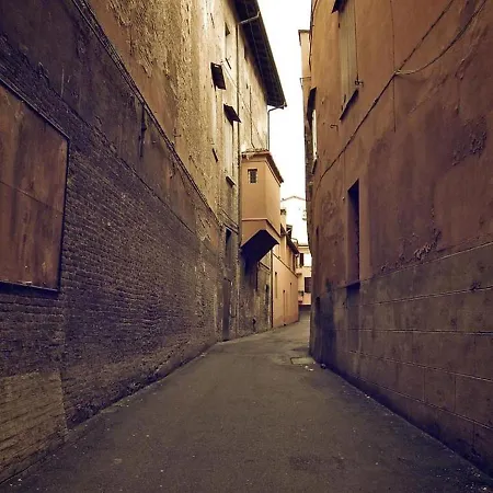 Dame 4 Apartment Bologna